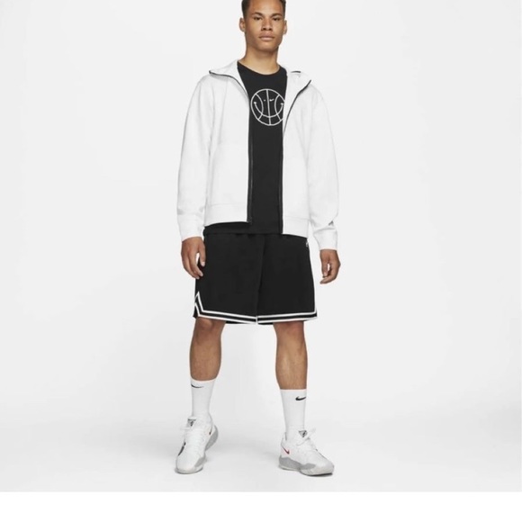 Nike Men’s White Spotlight Basketball Hoodie XXL - Picture 6 of 6